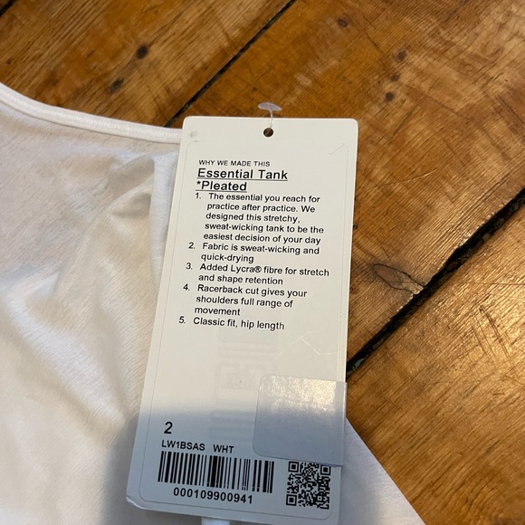 NWT - Lululemon Essential Tank Size 2 - Picture 5 of 7